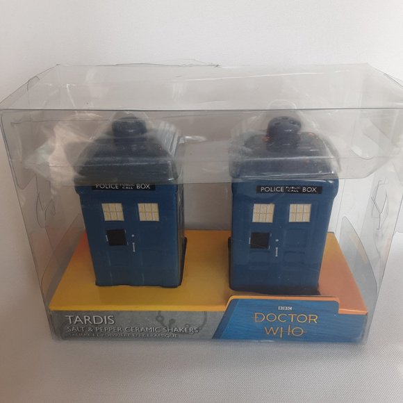 Doctor Who Tardis Salt and Pepper Ceramic Shakers Set Great Gift for Dr Who fans - Picture 3 of 6